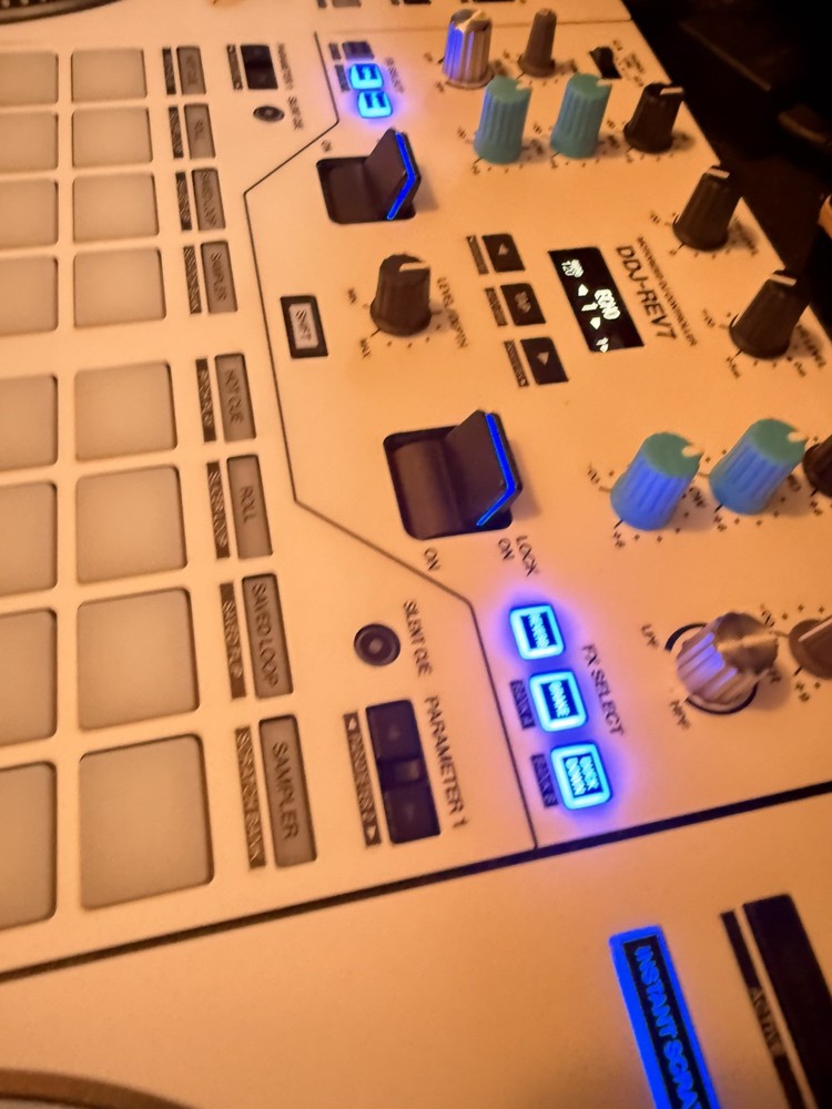 Pioneer DJ DDJ-REV7 Double Deck Controller