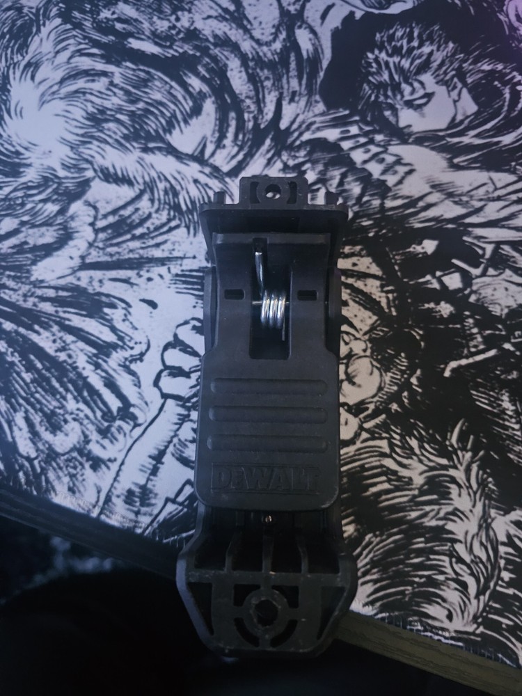 Dewalt DW088cg laser level
