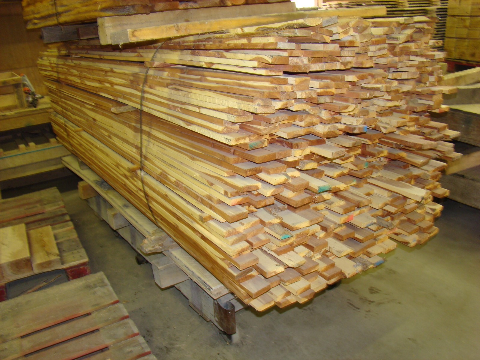 15 Pieces of Aromatic Eastern Red Cedar Boards 1/2" x 2 1/2" x 32" long
