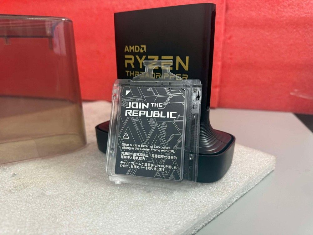 AMD Ryzen Threadripper Genuine Case Stand BLACK
