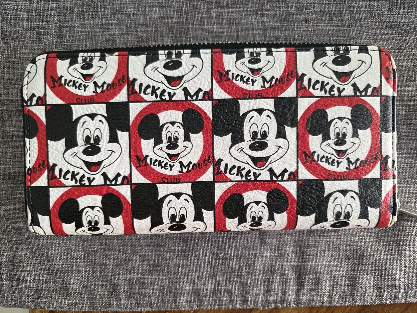 Disney Parks Loungefly MICKEY MOUSE Club Wallet VERY GOOD USED CONDITION