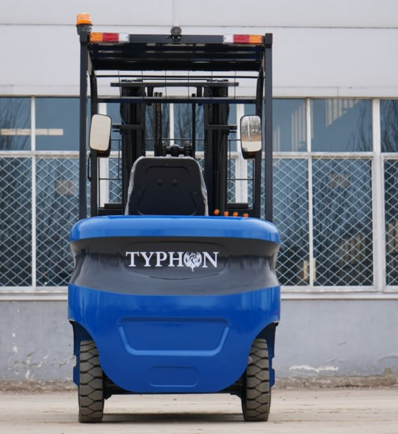 Electric Forklift 1.5 Ton Rated Capacity Lifter Truck w side shift Brand New USA