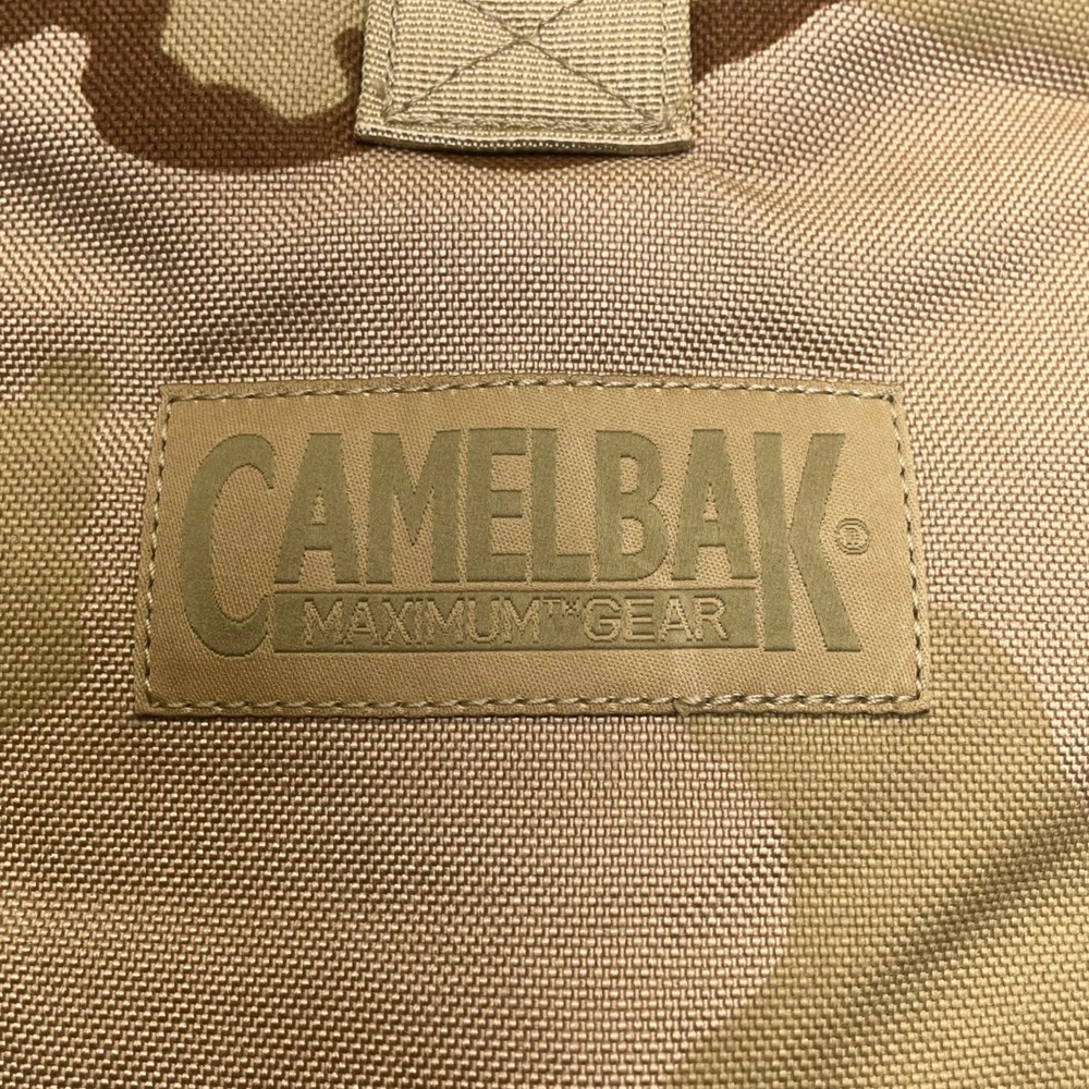 CamelBak Maximum Gear Desert Camo Nylon With Adjustable Straps Hydration Pack 3L