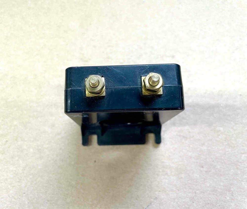 Crompton Instruments Current Transformer P/N 802-943U-PBLS Ratio 75:5A