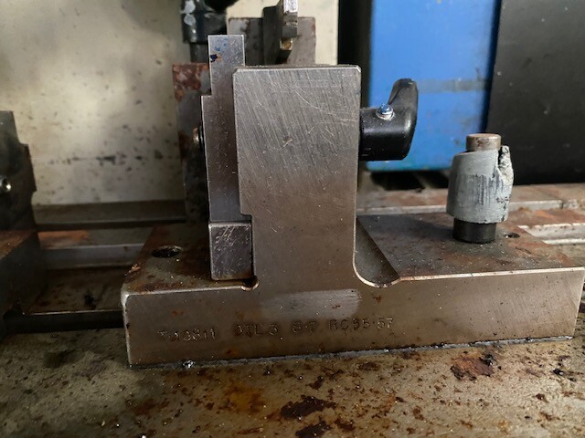10 TON IMPCO MODEL MR-10 STRAIGHTENER PRESS