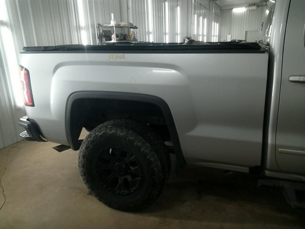 SIERRA150 2018 High Mounted Stop Light 104894412