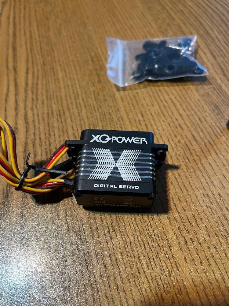 XQ power XQ-S8045D HV coreless servo
