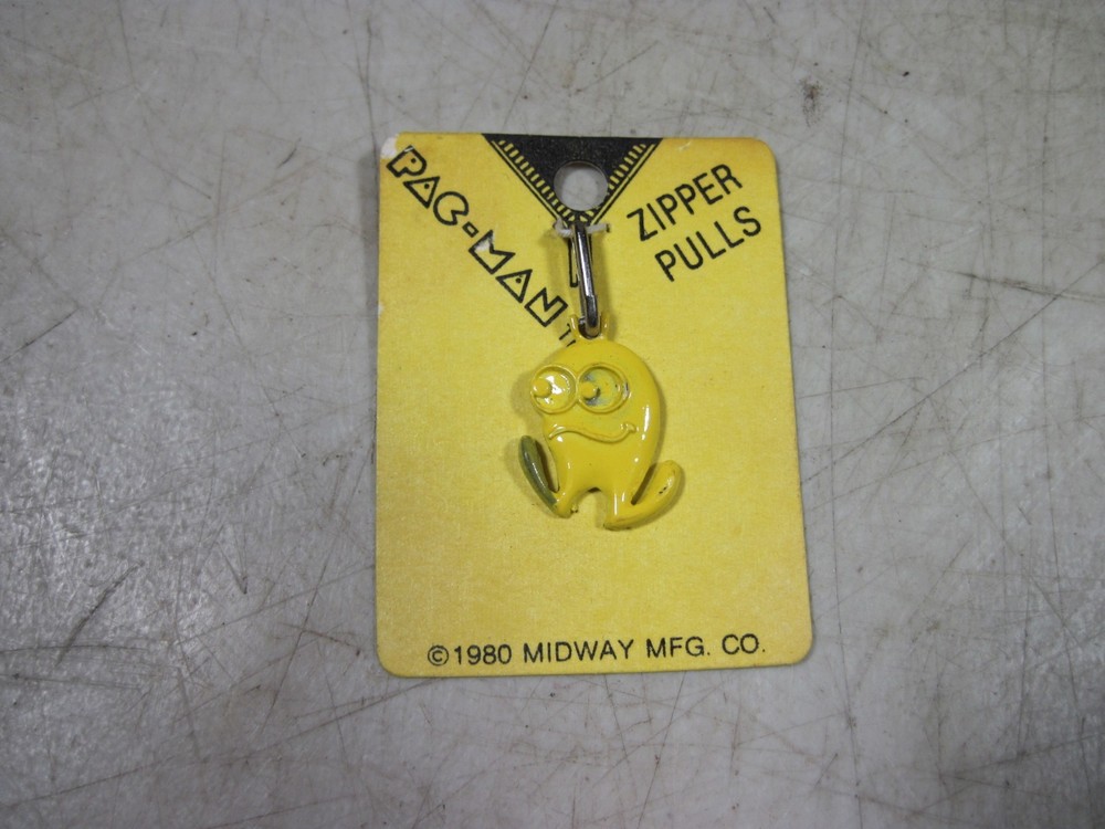 Vintage Original 1980 Midway Pac-Man Zipper Pull NOS