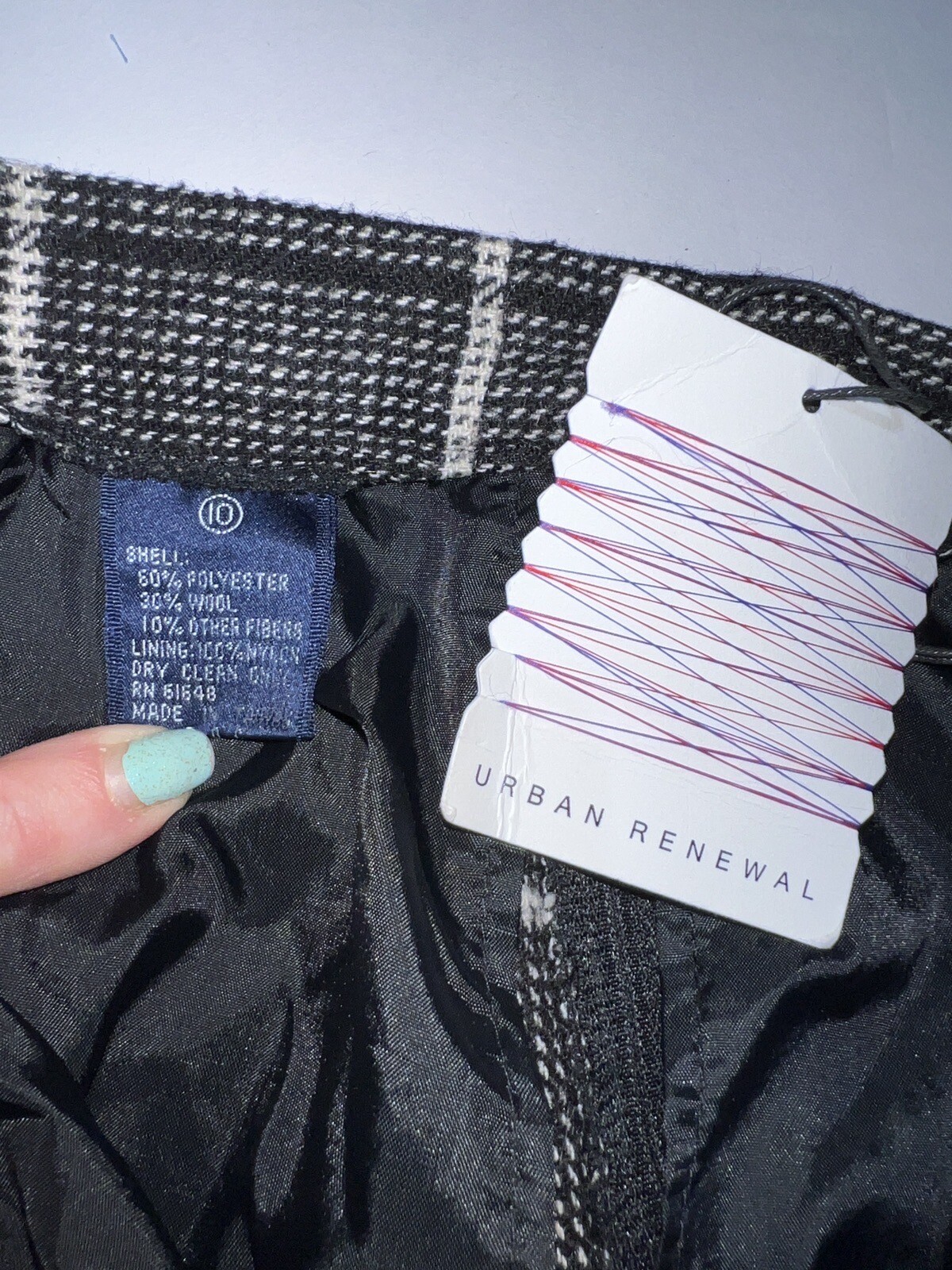 URBAN RENEWAL Wool Blend Plaid Black Mini Skirt Size 10 Lined NWOT