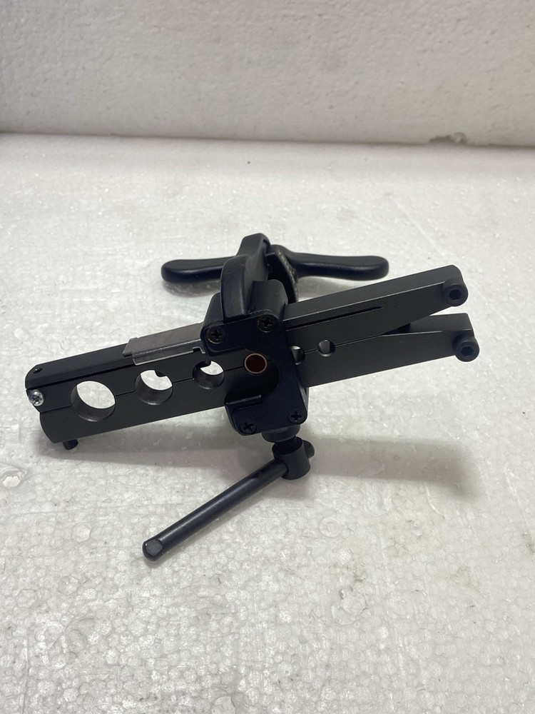 Yellow Jacket 60431 Lightweight Swagging/Flaring Tool (INCOMPLETE)