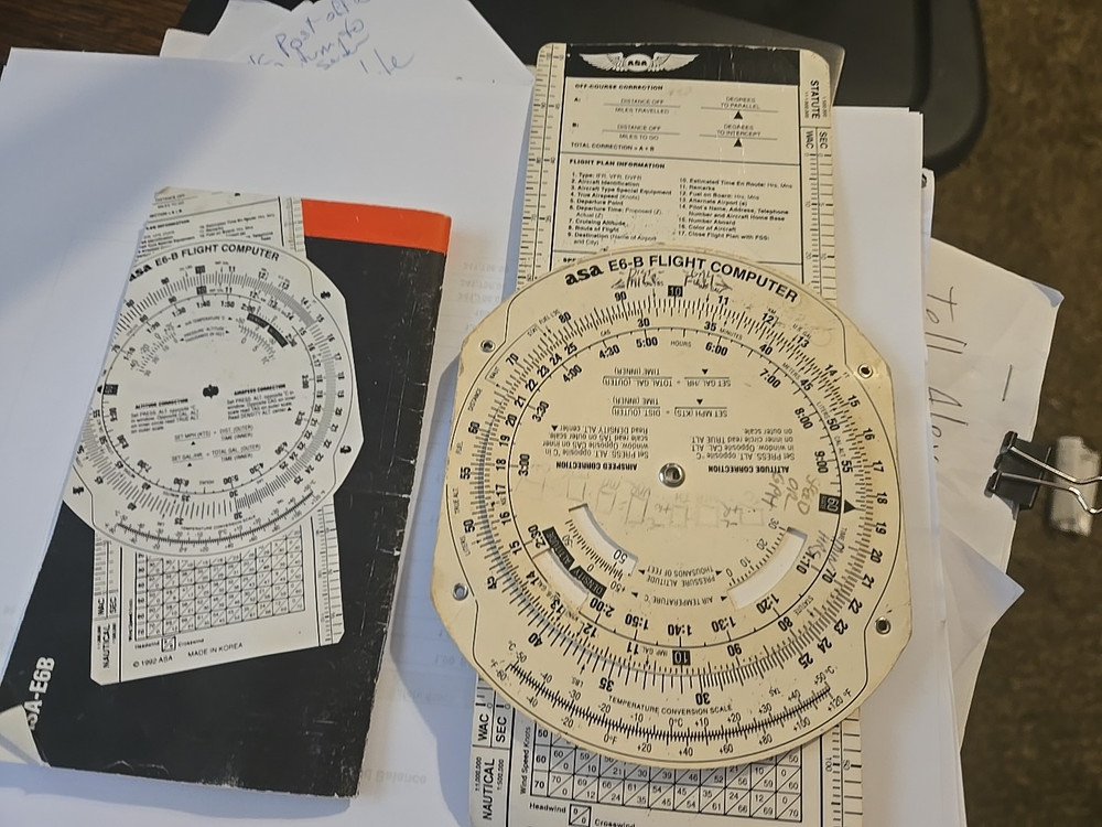 E6- B flight Computer With Manual 1992