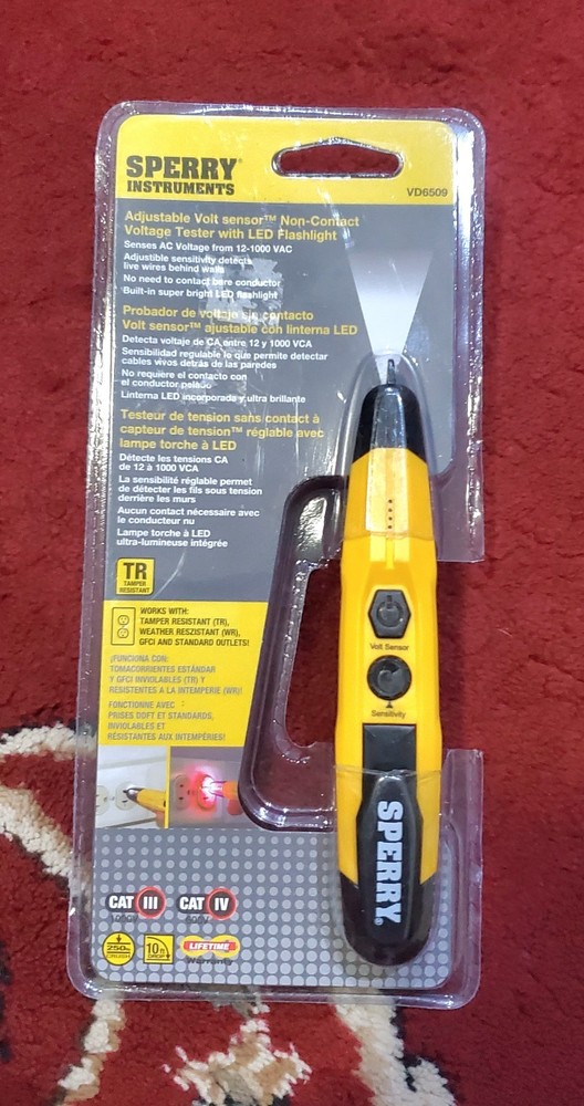 Sperry Instruments VD6509 Adjustable Non-Contact Detector with Flashlight