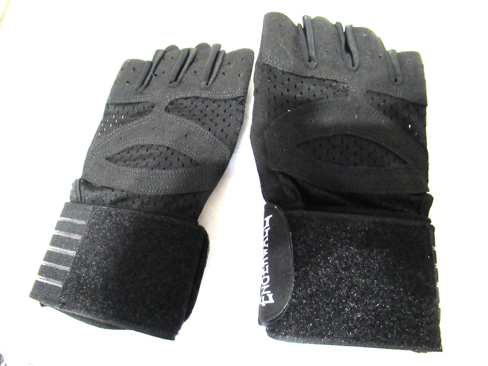 Engerwall Size Large Pro Wristwrap Black Fingerless Weightlifting Gloves