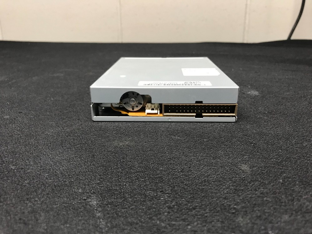 Sony MPF920 T/B73 Internal Desktop 3.5" inch Floppy Disk Drive