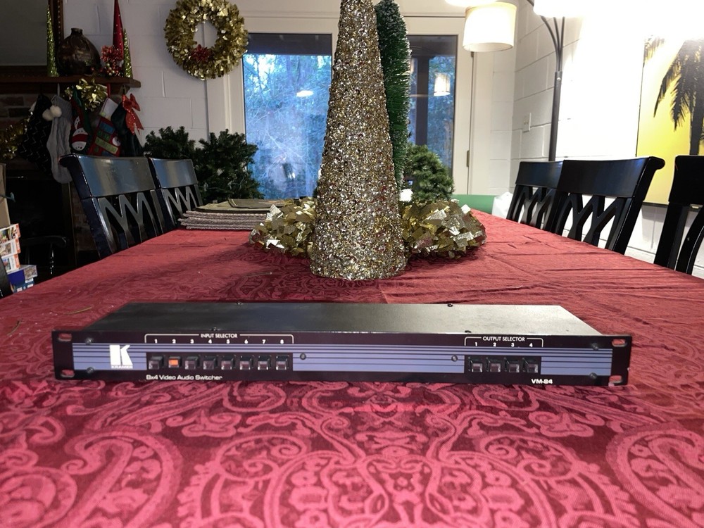 Kramer VM-84 Video Audio Switcher (R26)