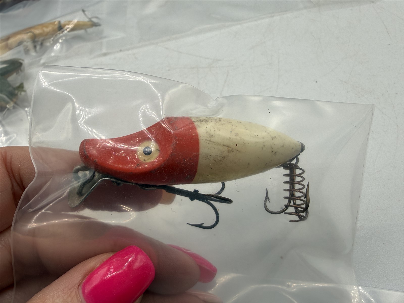 VINTAGE WOOD & PLASTIC FISHING LURE LOT OF 23