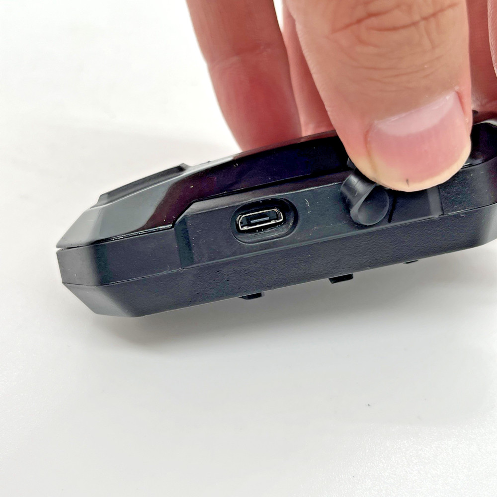 Wipeeyes Motorcycle Bluetooth Headset E1 Bluetooth Helmet Intercom (UNIT ONLY)