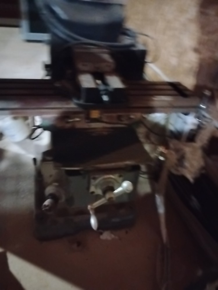 Webb Knee Mill With DRO and Vise