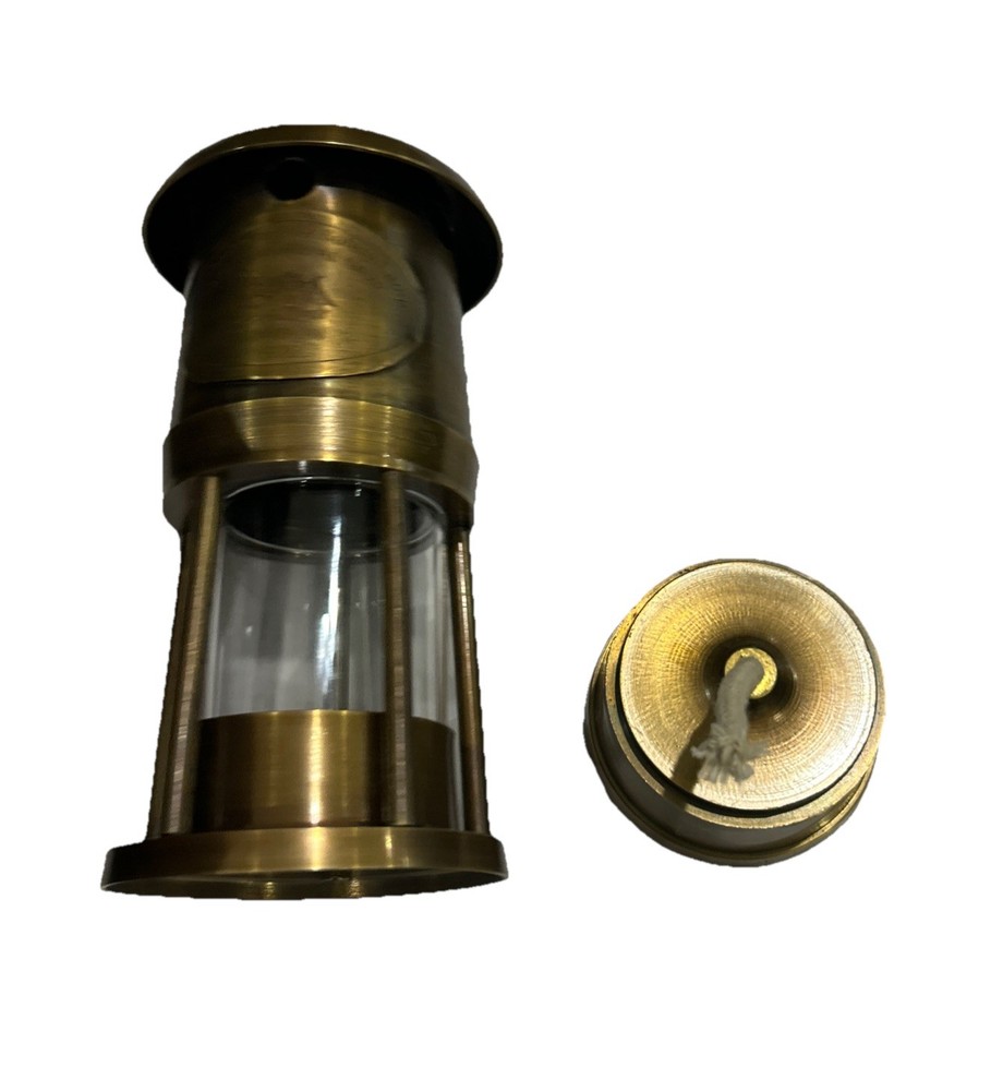 SOLID BRASS COLLECTABLE MINERS SAFETY LAMP WITH WICK INSIDE