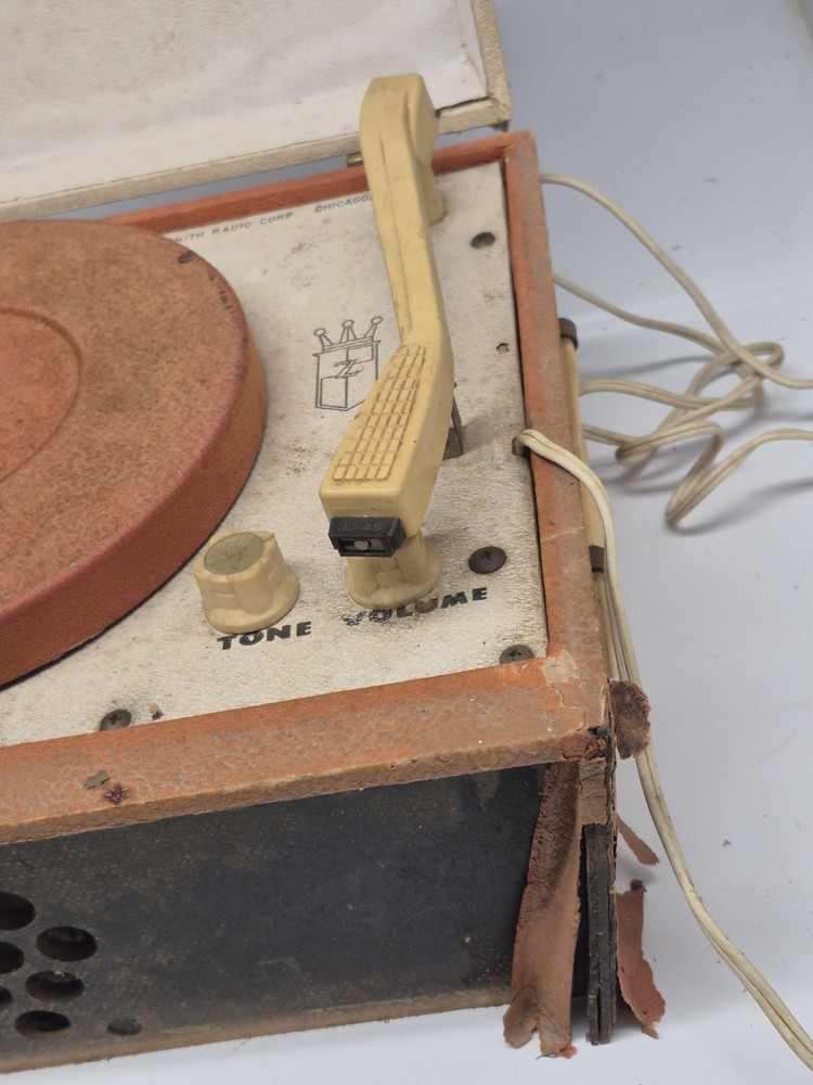Vintage Zenith Record Player Phonograph Portable Turntable