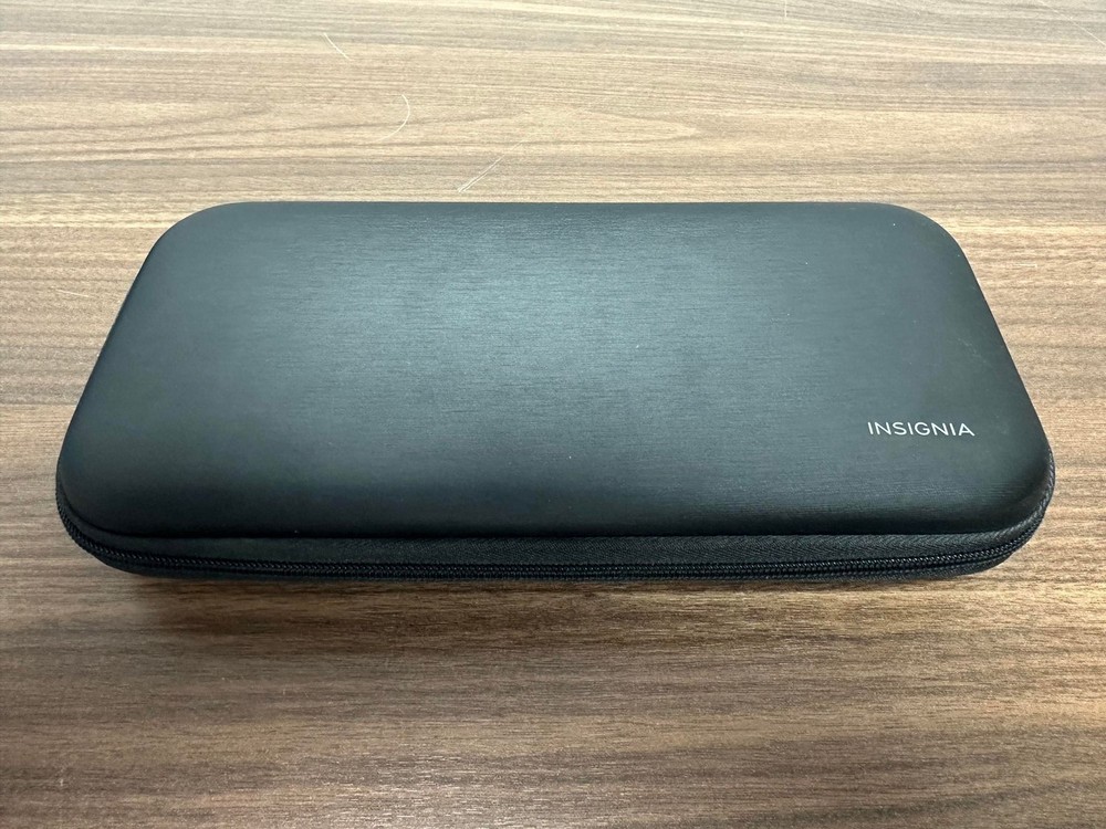 Insignia Rubberized Black Case For Nintendo Switch Very Good 0E