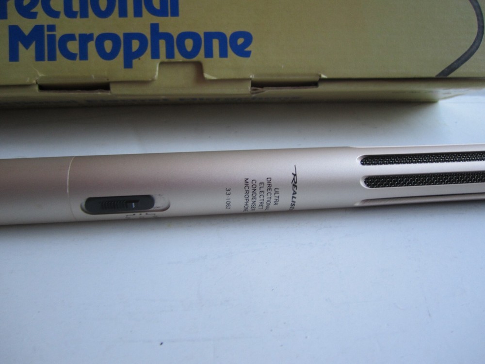 Vintage Dual Pattern Ultra Directional Eletret Microphone by Realistic