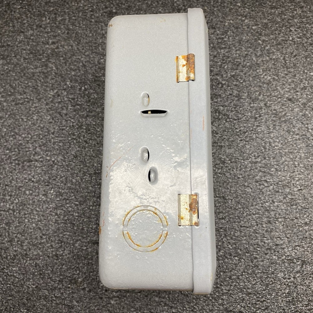 Dayton Time Switch Model 2E220 Sprinkler Control 3 Circuit Switch 120V