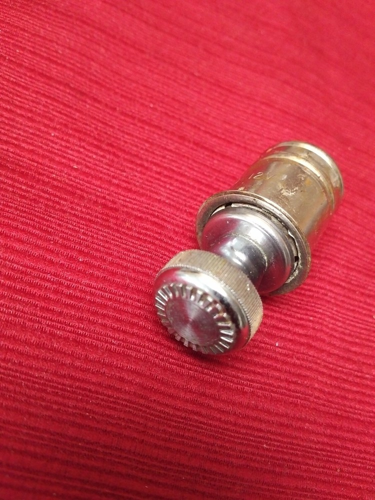 71 - 73 Cadillac DeVille Fleetwood Eldorado Cigar/Cigarette Lighter Element OEM