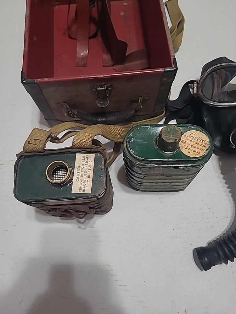 MSA ammonia gas mask