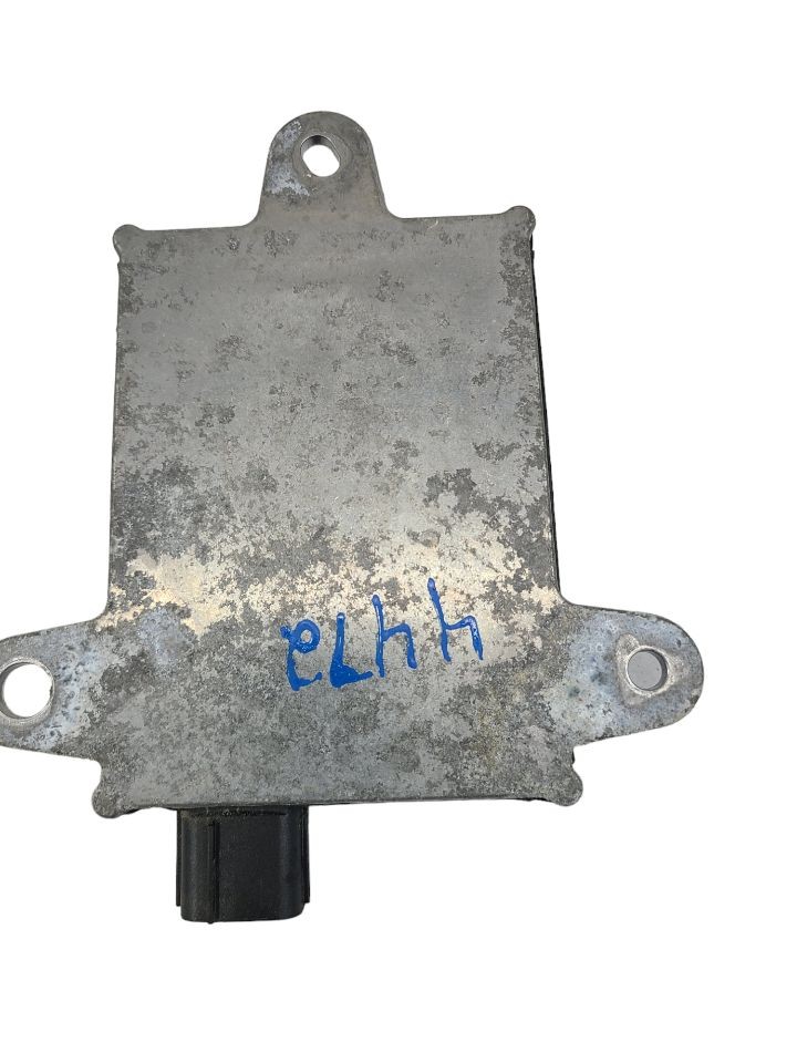 Used Blind Spot Detection System Warning Control Module fits: 2017 Subaru Legacy