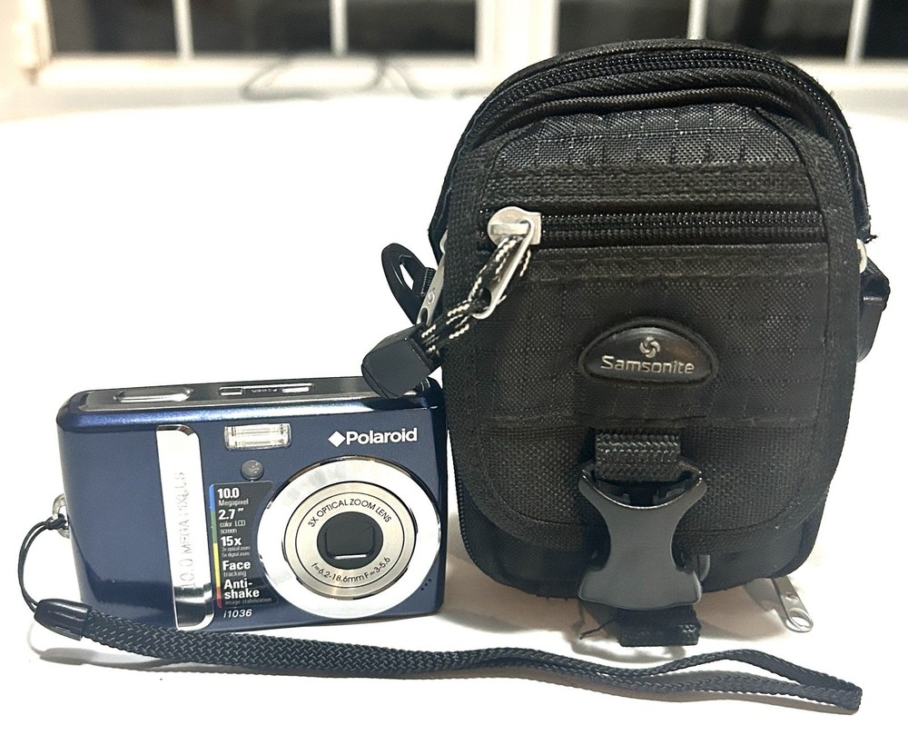 Polaroid 10.0 Megapixel Camera Model No. CIA-01036B