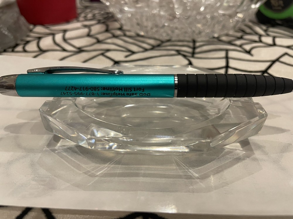 3x Single Glass cigarette ashtray set