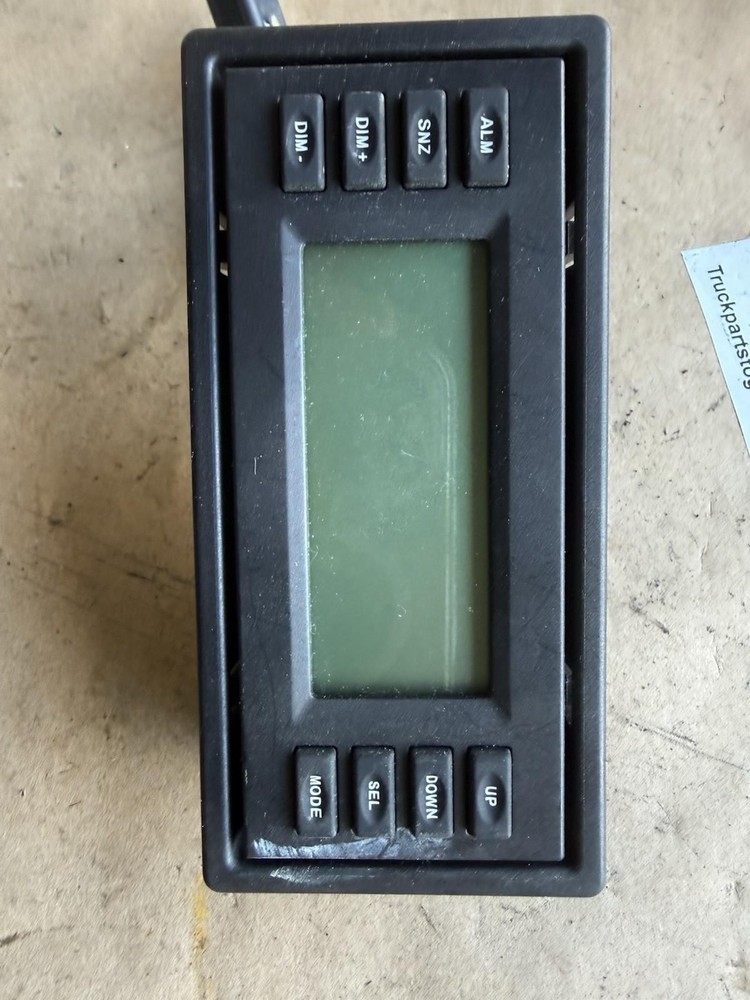 PP104243 PETERBILT ALARM CLOCK DISPLAY PUSH BUTTON