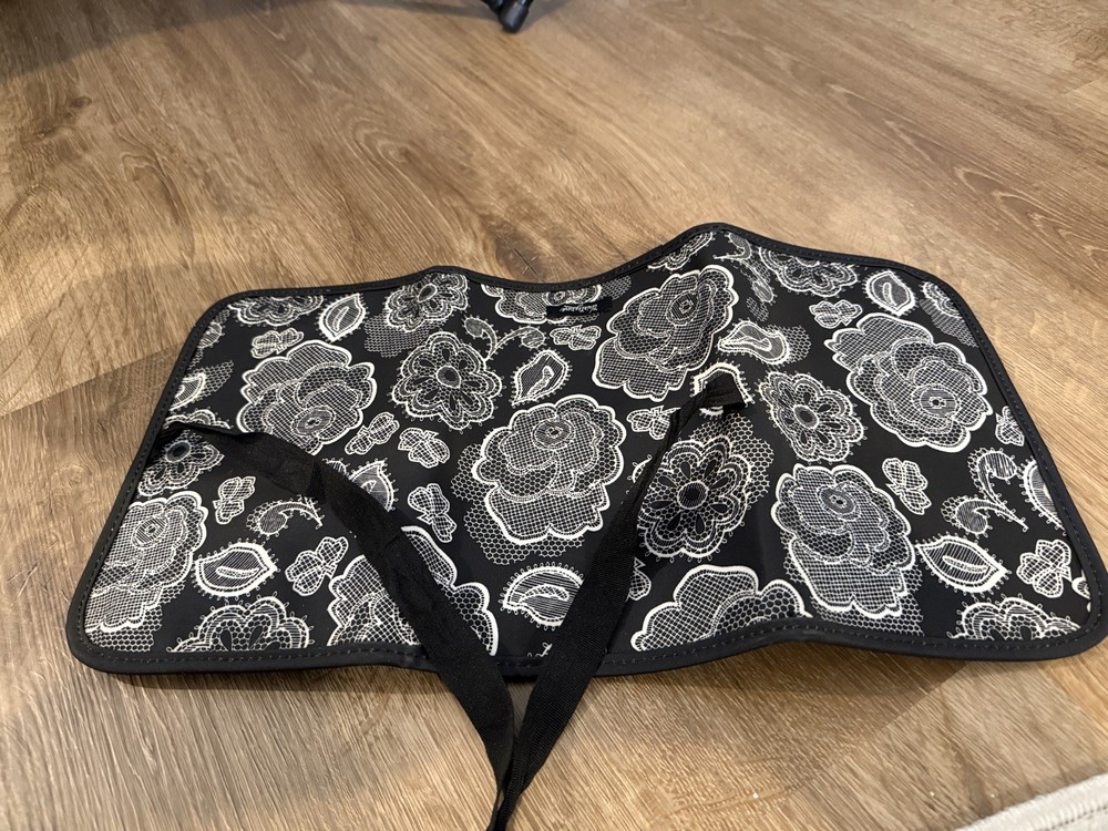 Thirty One Fold And Go Organizer Black Botanical Lace **missing notebook**