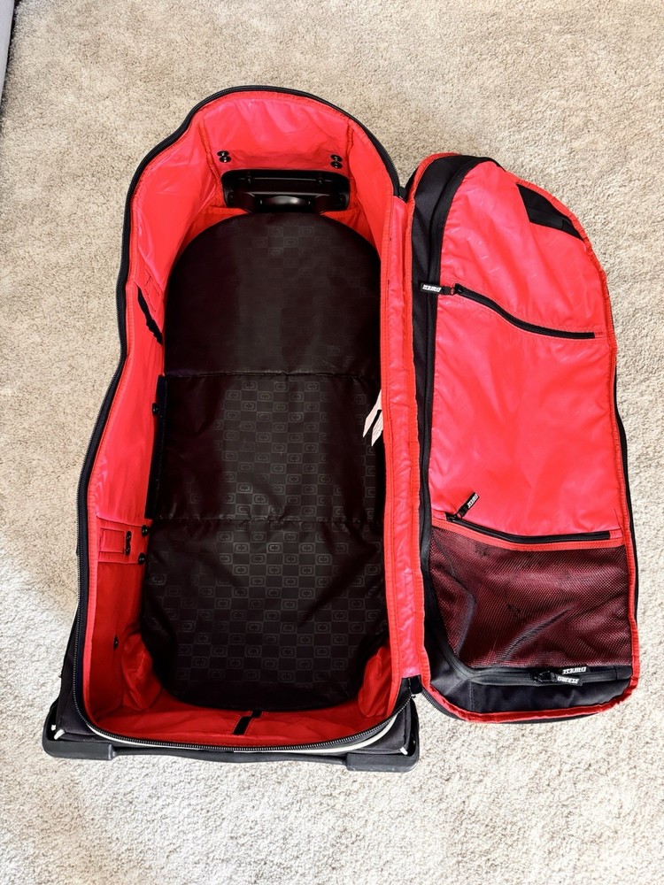 Dainese D-Rig Wheeled Bag