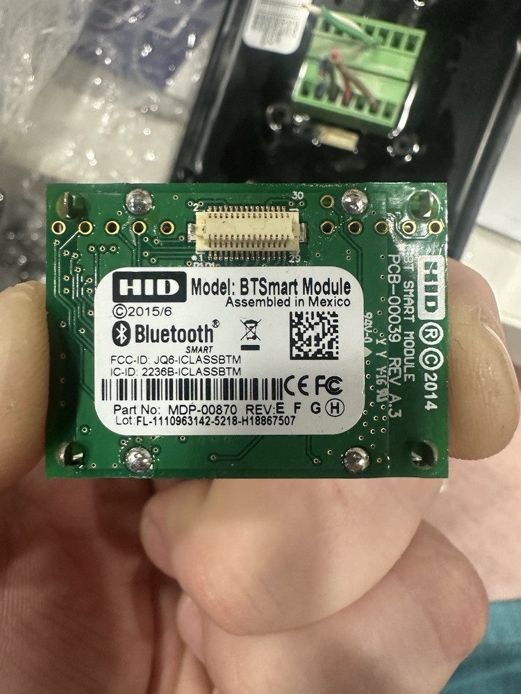 Lenel RP40 HID Card Reader With BTSmart Module For Bluetooth Mobile Credentials