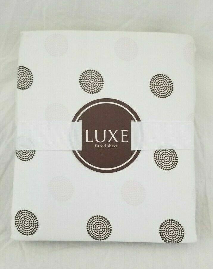 Tiddliwinks Luxe 100% Cotton Circles Fitted Crib Sheet NIP