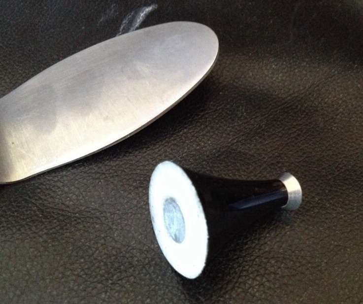 Cake Server Shapped . Sassy!