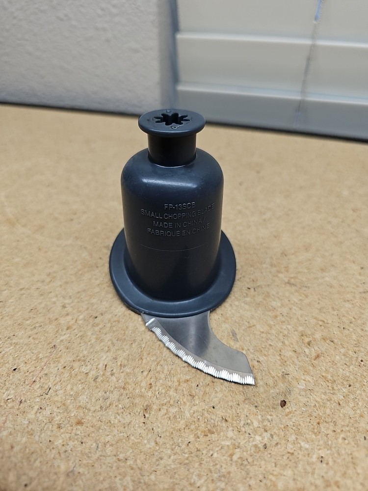 Cuisinart Elemental 13-Cup Food Processor Replacement Part Chopping Blade (P3)