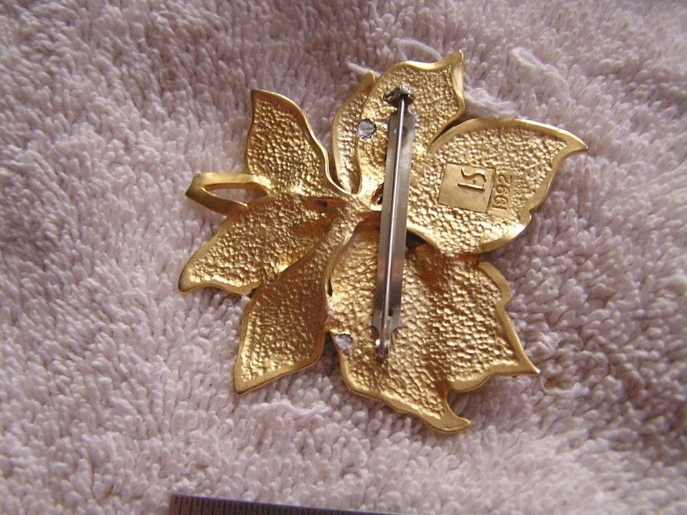 Vintage L.S. Pin 1992 Leaf Flower