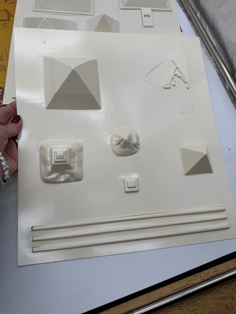 Amazing Pyramids Art History Kit Caleb Crowell Educational Design (Missing Book)