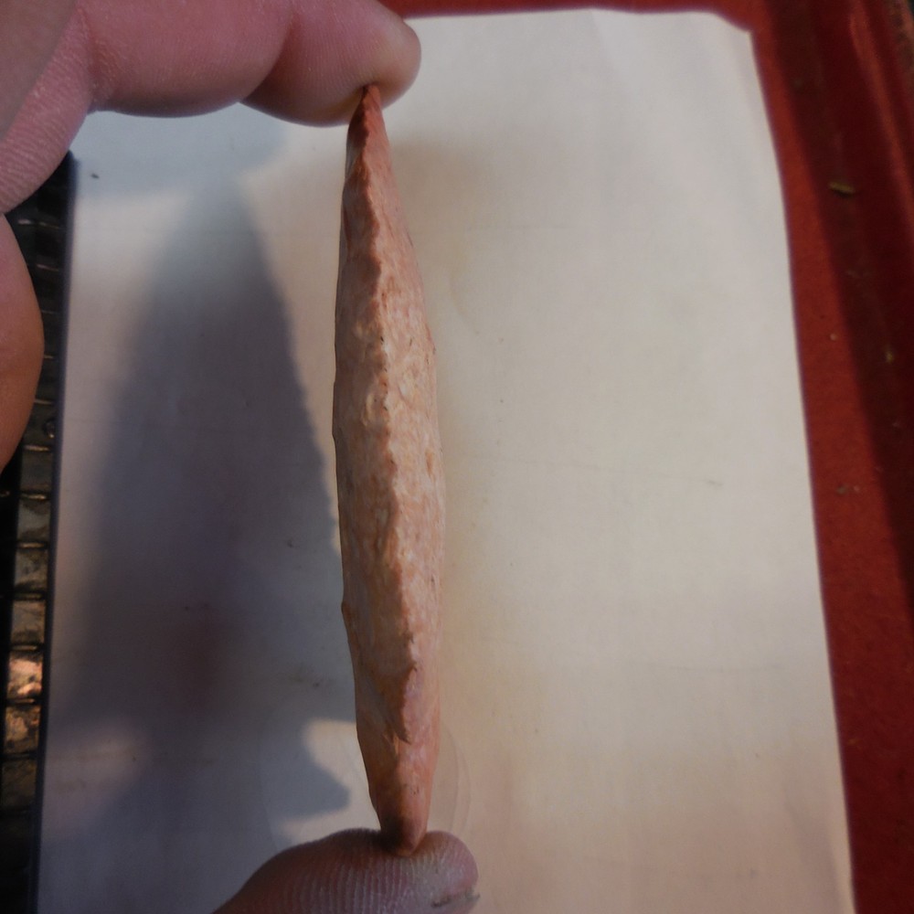 KIRK POINT--CLASSIC FORM AND FLAKING