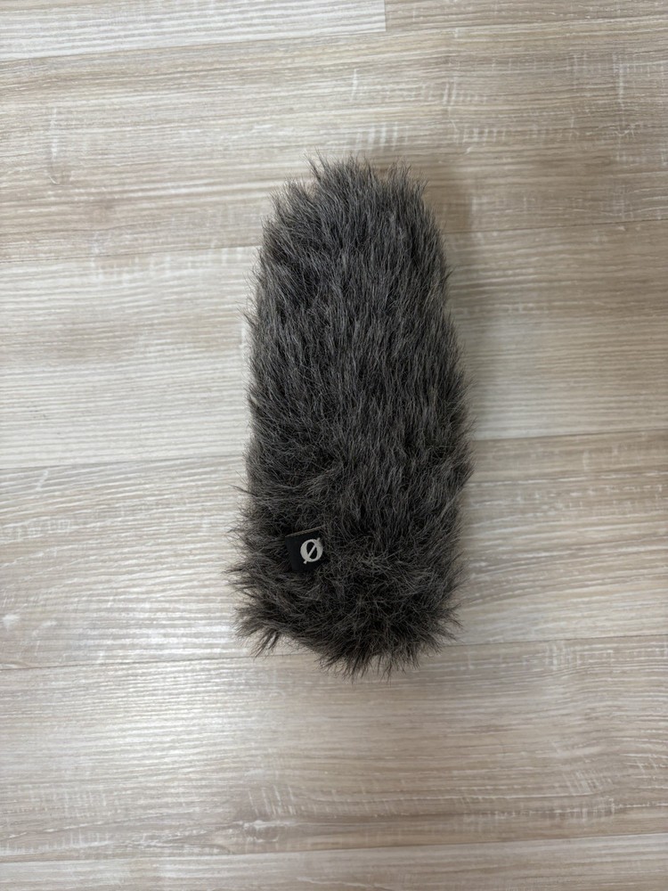 RODE VideoMic Pro+ Camera-Mount Shotgun Microphone Boxed + DeadCat Windshield