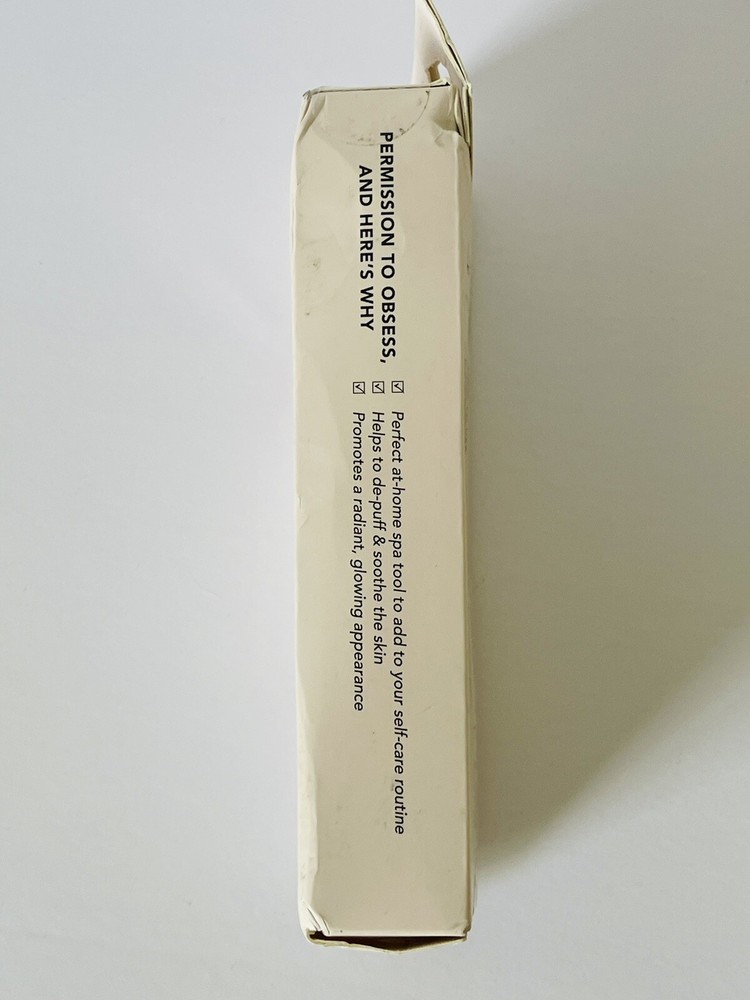 /Kit•sch/ - Ice Roller for your Overworked/Sensitive Skin - De-Puff & Soothe