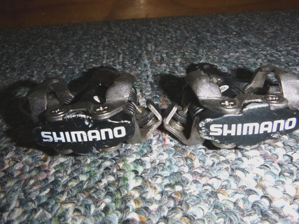 SHIMANO PD-M620 CLIPLESS BIKE PEDALS Pre-owned