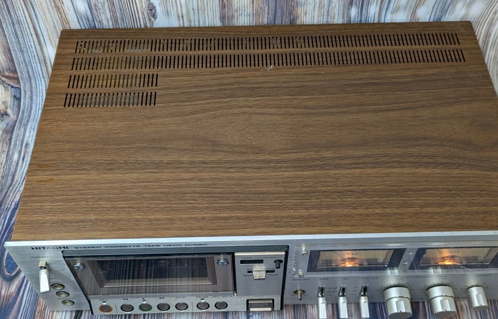 HITACHI D-580 Cassette Tape Deck Player / Recorder - Needs Service