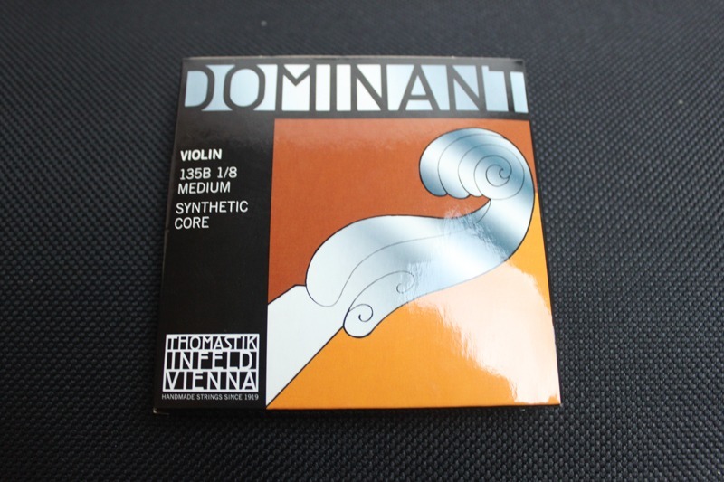 Thomastik Dominant 135B Violin String Set 1/8 E Ball End New in Box!