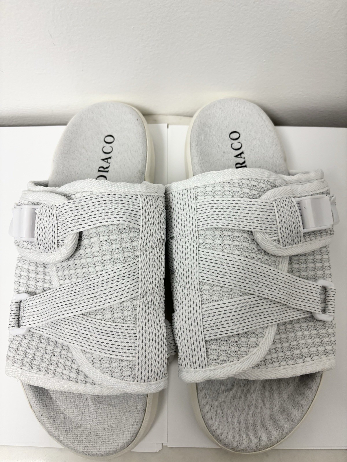 DracoSides Lightning Slide Sandals Men's Size 9-10 US NEW In Box