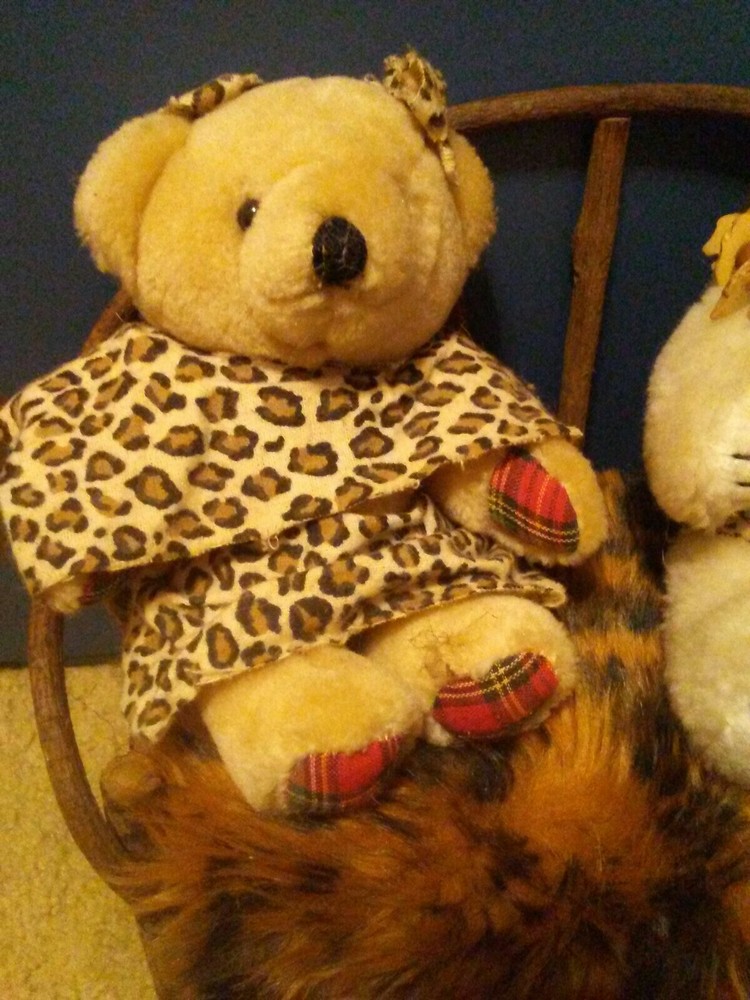 Bears on Stick Bench Clothing Handmade