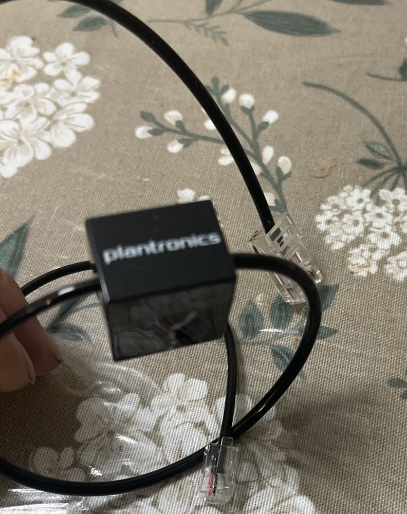 New Plantronics Convertible Wireless Headset w/ Base CS540